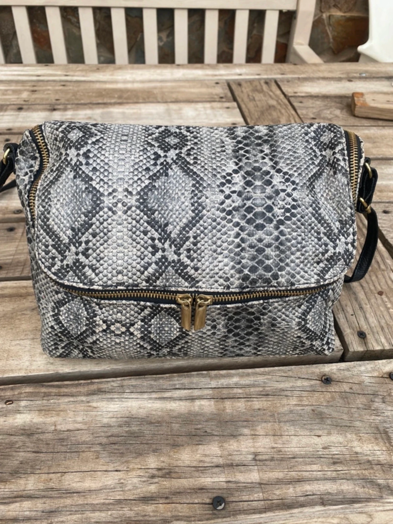 Bolsa, cobra – photo 2